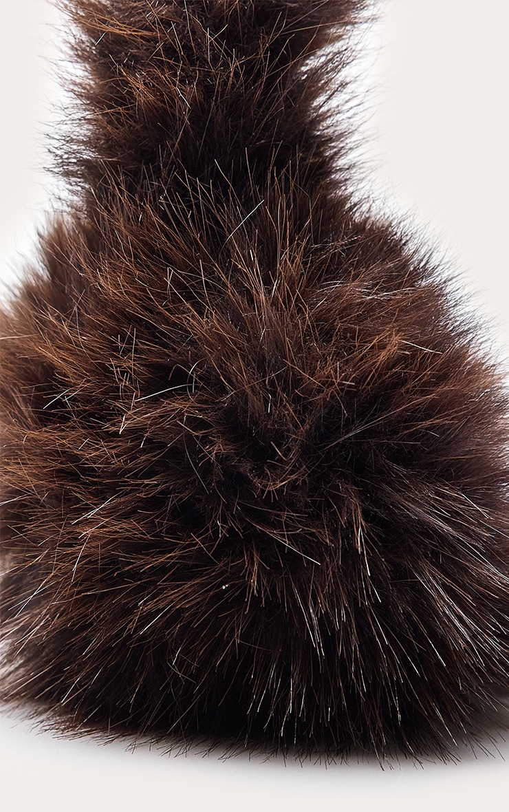 Cache-oreilles en fausse fourrure chocolat image 3