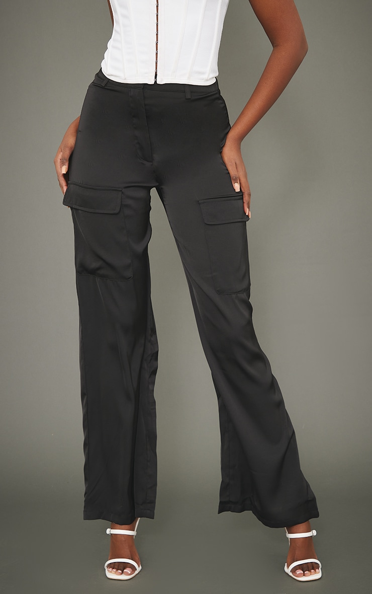 Pantalon cargo large satiné noir image 2