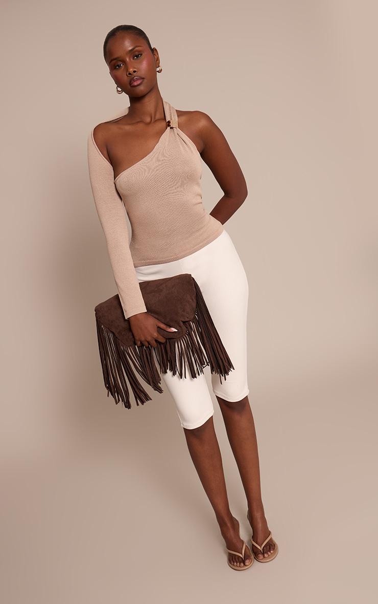 Top en maille tricot avoine à épaule unique et empiècement image 3