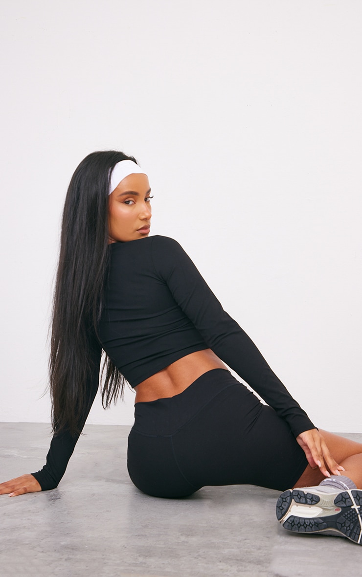 Black Ultimate Sculpt Long Sleeve Crop Gym Top image 2