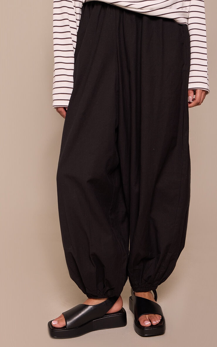 Black Flatform Asymmetric Square Toe Flatform Sandal