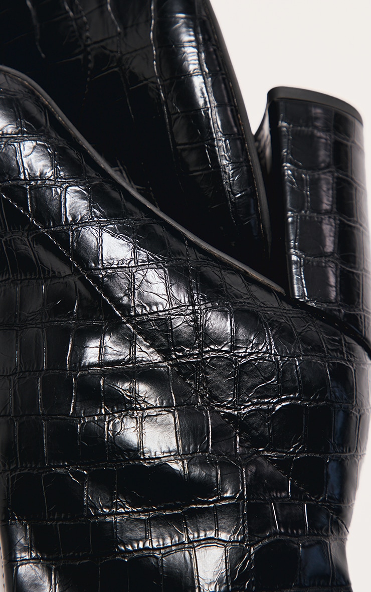 Bottines style chaussettes rondes en PU noir effet croco à talon image 4