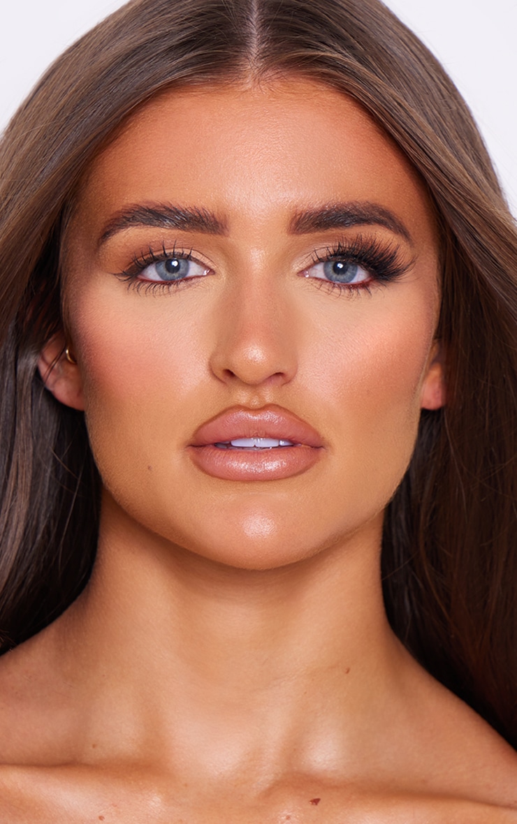 Eylure Dramatic 3D No.196 Eyelashes image 1