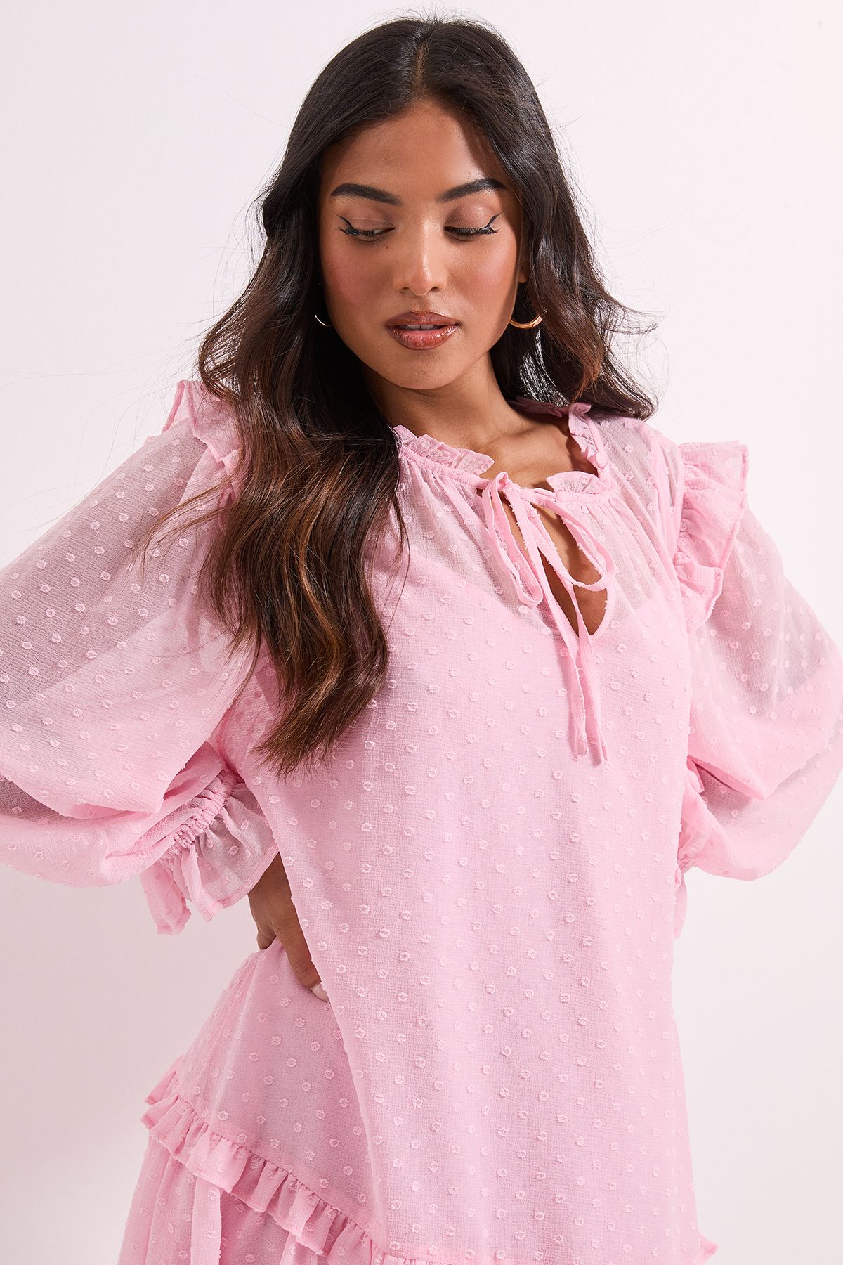 Dorothy Perkins Petite Tiered Hem Tie Neck Shift Dress Blush image 4