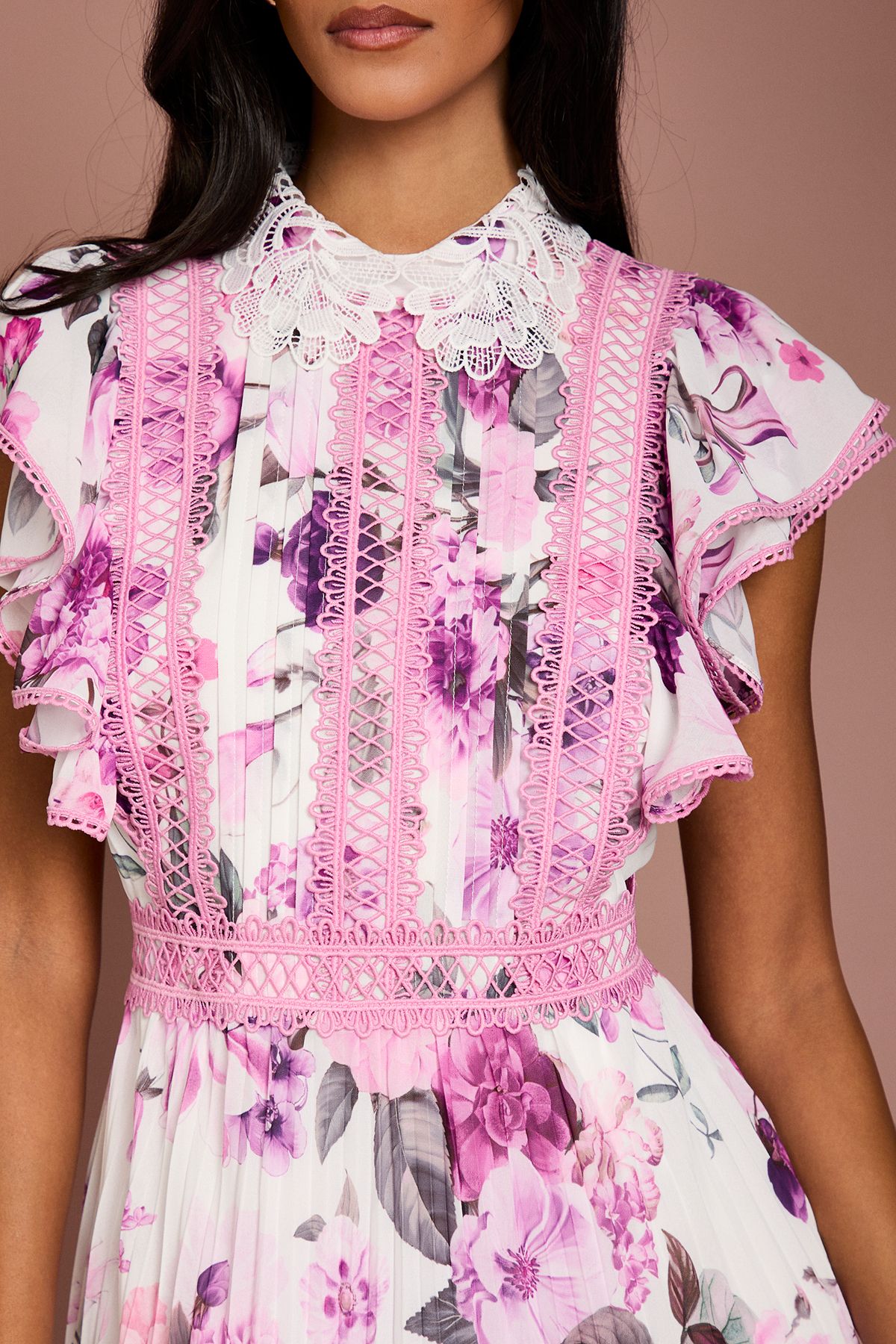 Coast Petite Frill Sleeve Contrast Collar Pleat Skirt Maxi Dress Ivory image 5