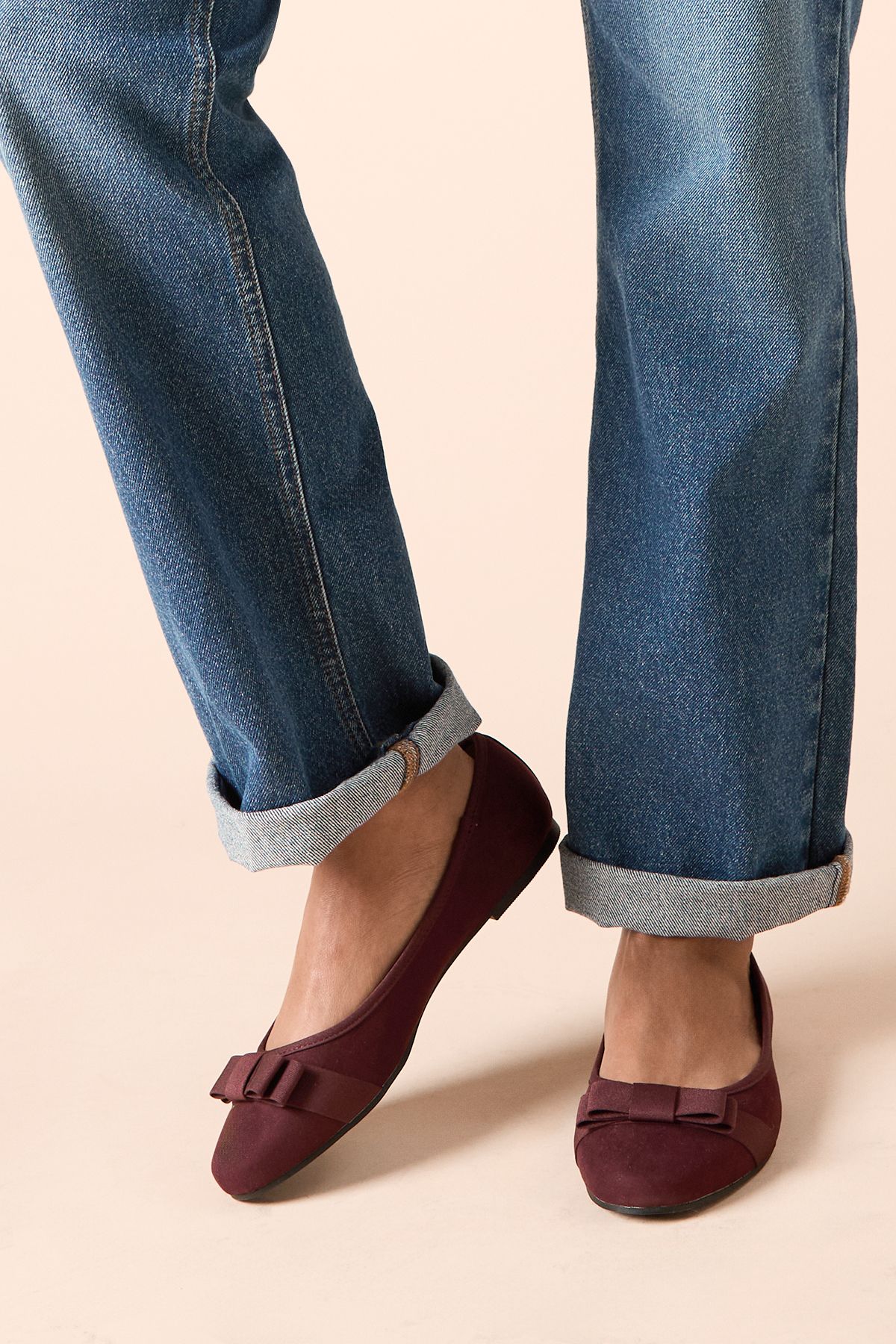 Dorothy Perkins Wide Fit Paris Bow Detail Ballet Pumps Oxblood image 2