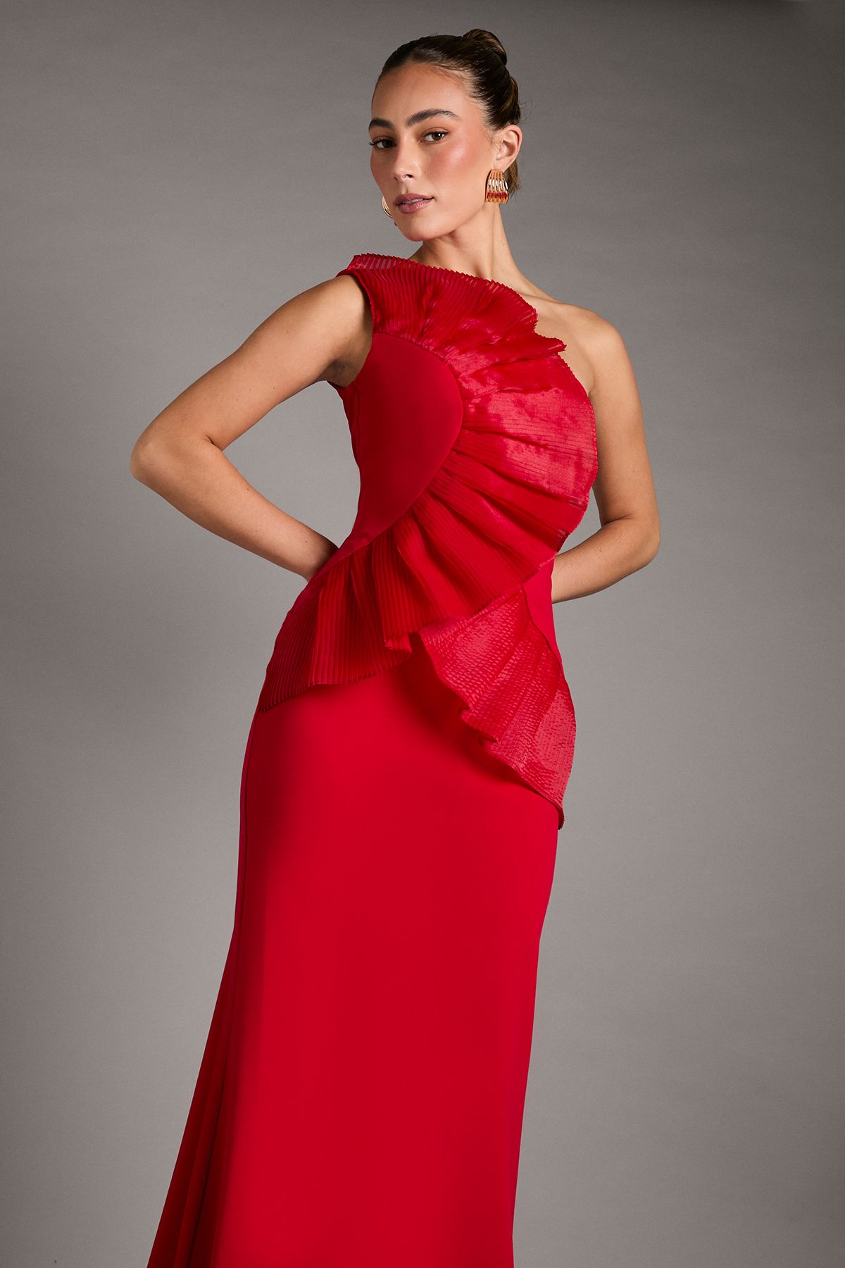 Coast Pleated Front One Shoulder Gown Red image 4