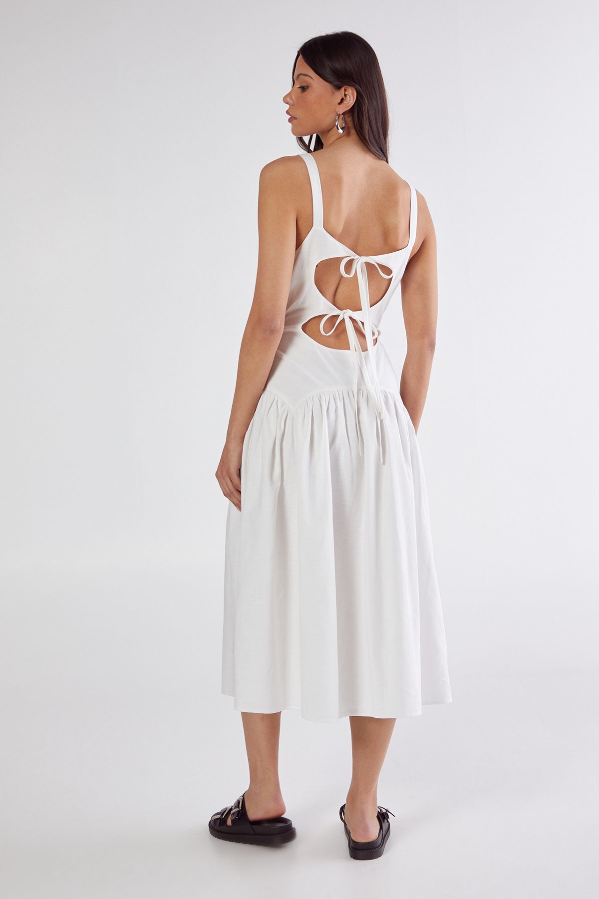 NastyGal Linen Mix Drop Waist Seamed Midi Dress White image 4