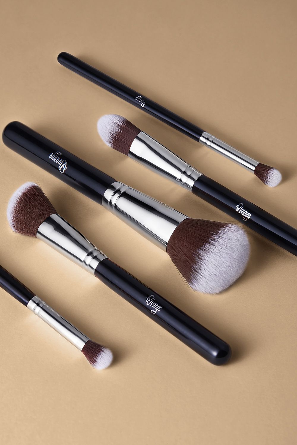 Living and Home 12 Pcs Silver Makeup Brush Set with Makeup Sponge and Brush Egg Gift Set image 6