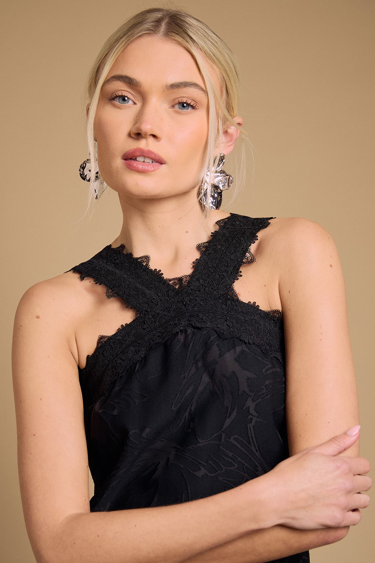 Oasis Halterneck Maxi Dress Black image 4