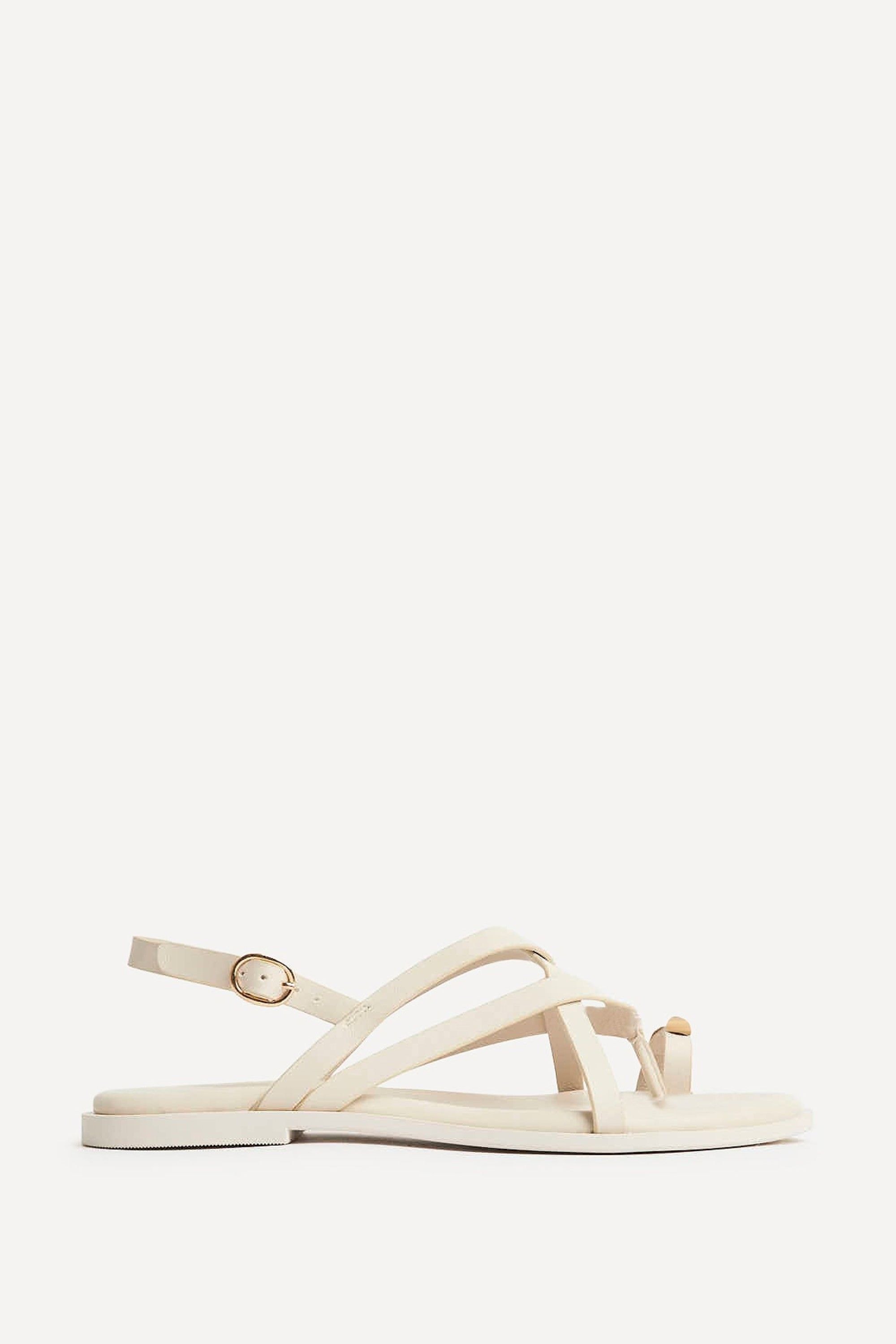 Linzi Zyra Ivory Toe Ring Flat Sandals