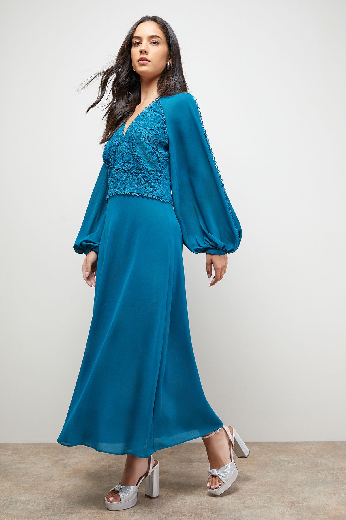 Oasis Lace Front Balloon Sleeve Midi Dress Teal image 4