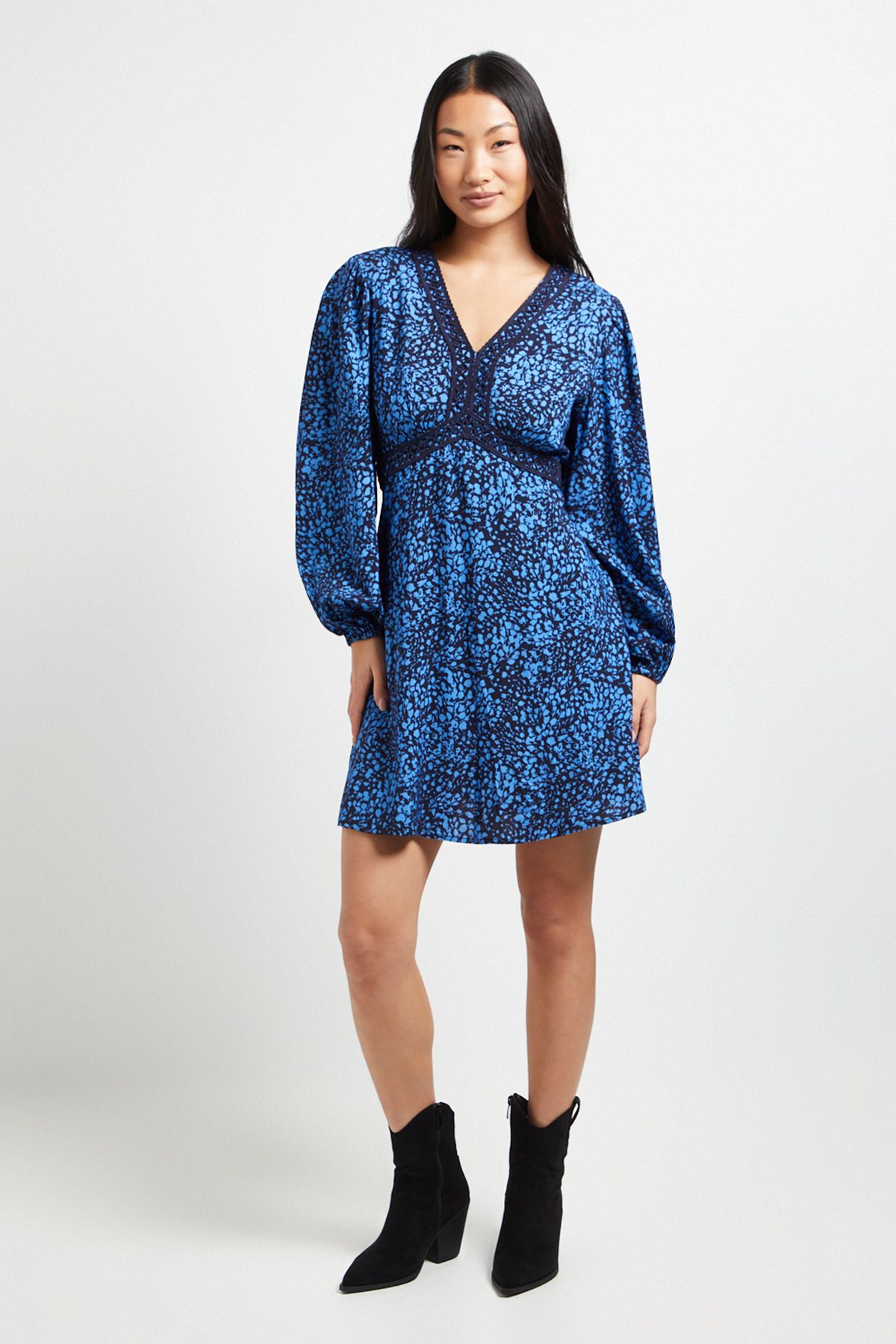Dorothy Perkins Petite Lace Trim Long Sleeve Printed Mini Dress Blue