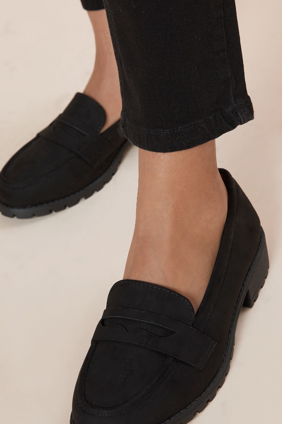 Dorothy Perkins Wide Fit Leoni Chunky Loafers Natural Black image 4