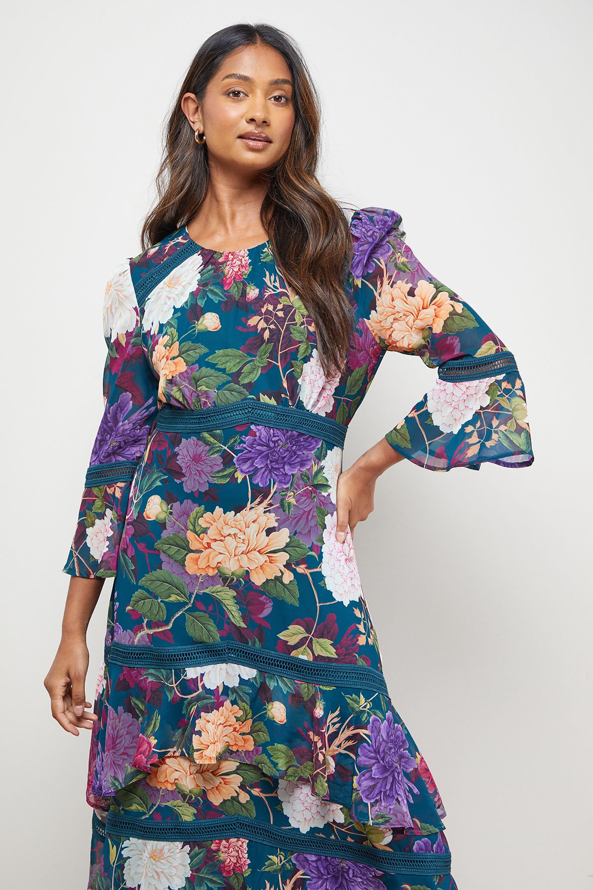 Oasis Printed Tiered Fluted Sleeve Lace Insert Midi Dress Floral image 2