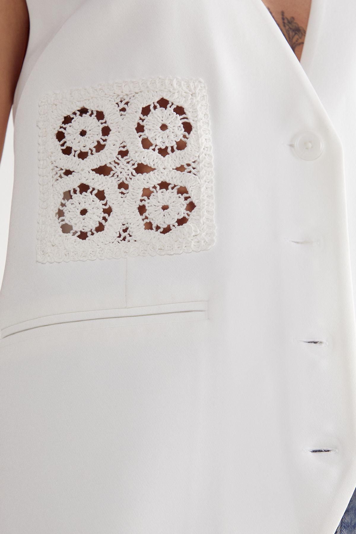 NastyGal Crochet Insert Tailored Vest Ivory image 3