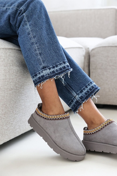 Where's That From 'Reina' Cosy Faux-Suede Fur Lining Slipper