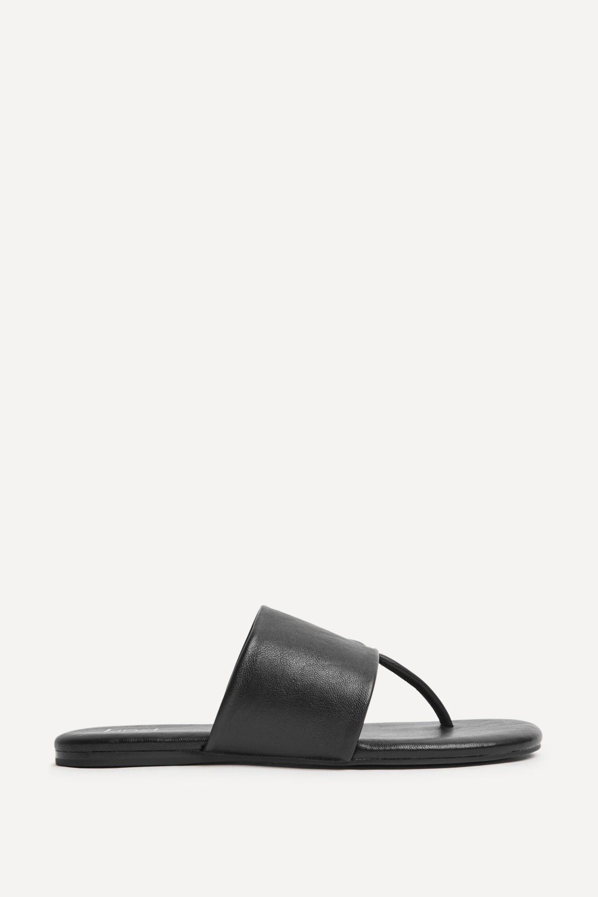Linzi Amara Black Flat Sandals