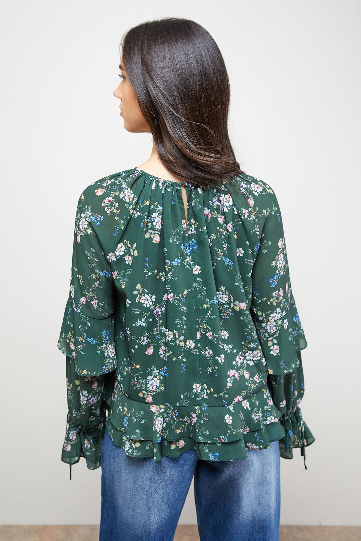 Oasis Boho Ruffle Top Floral image 3