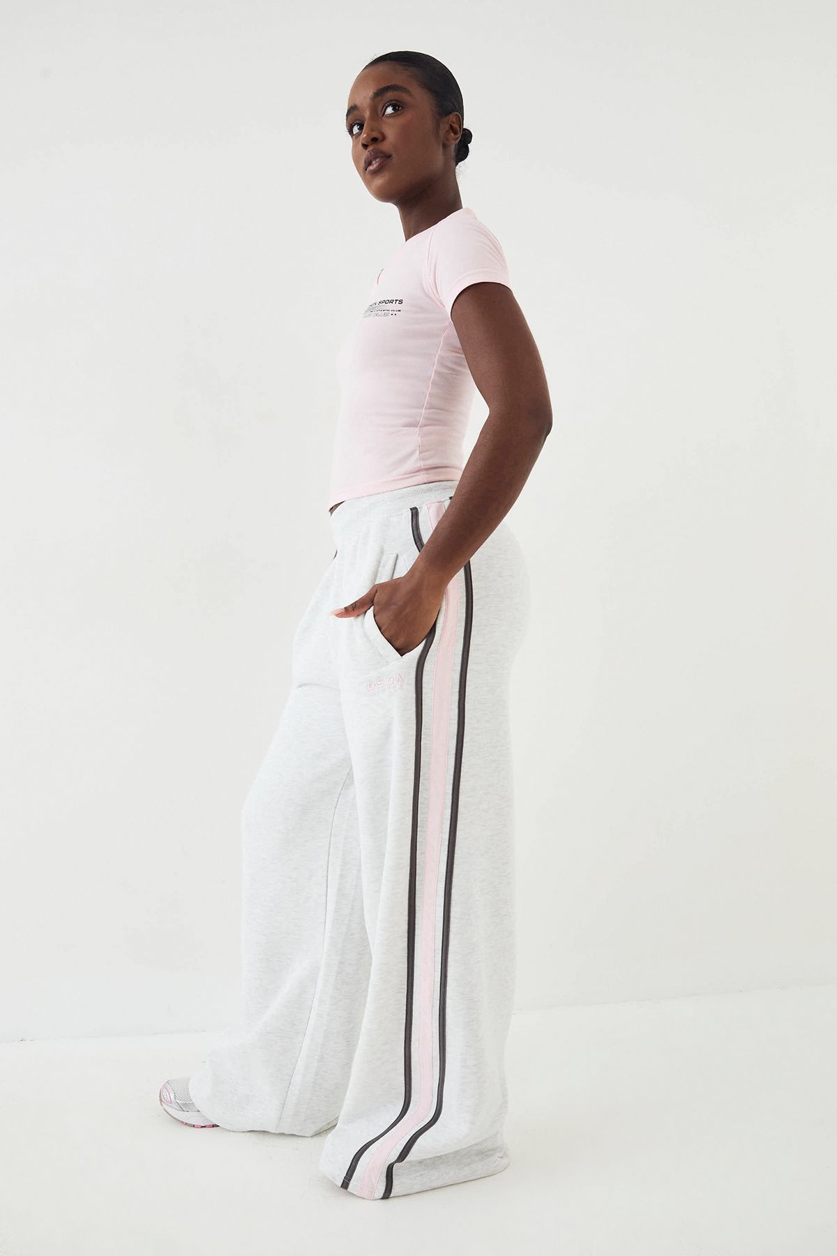 DSGN Studio DSGN Studio Sport Colour Block Straight Leg Jogger Ash Grey image 3