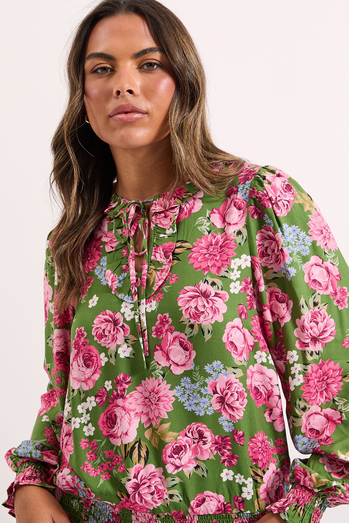 Dorothy Perkins Floral Shirred Hem Tie Front Long Sleeve Top Floral image 3