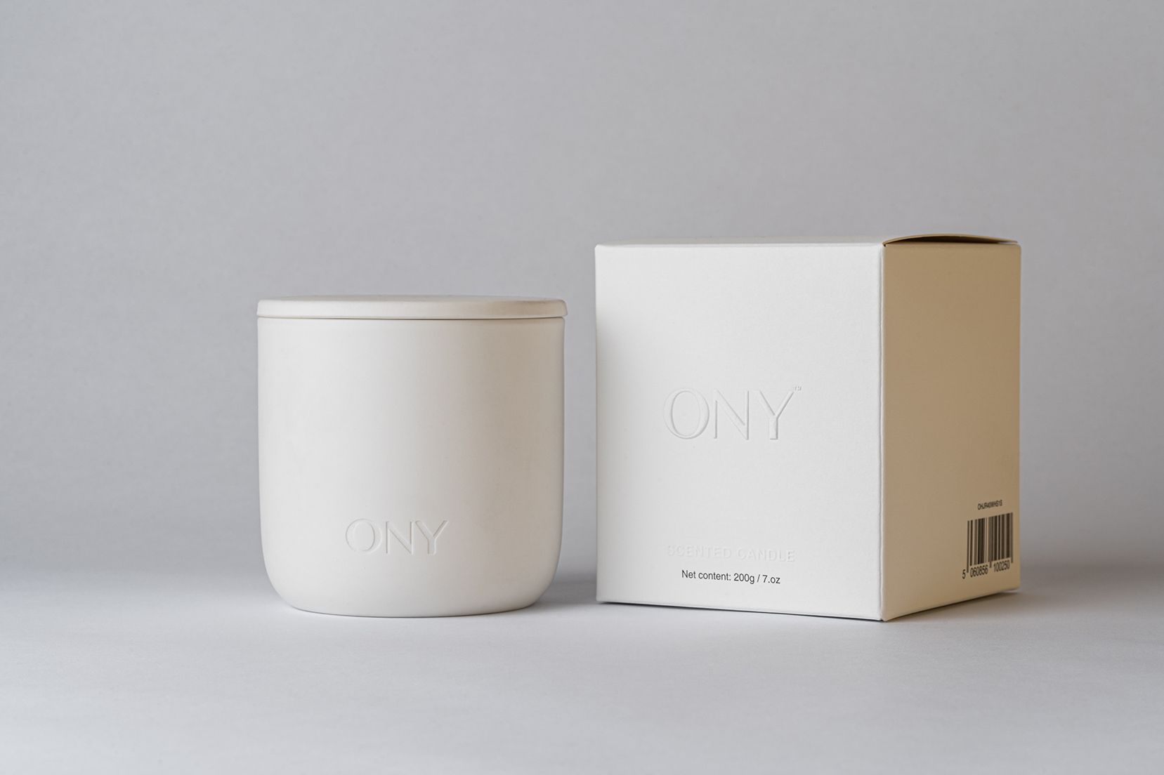 ONY Forbidden Fruit Scented Candle 200g image 3