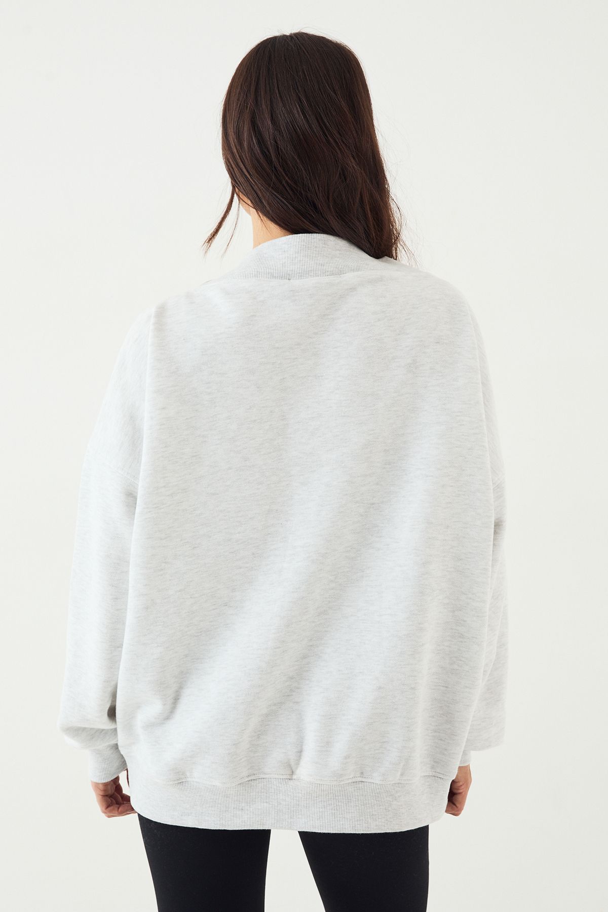 DSGN Studio DSGN Studio Sport V Neck Oversized Sweatshirt Ash Grey image 2