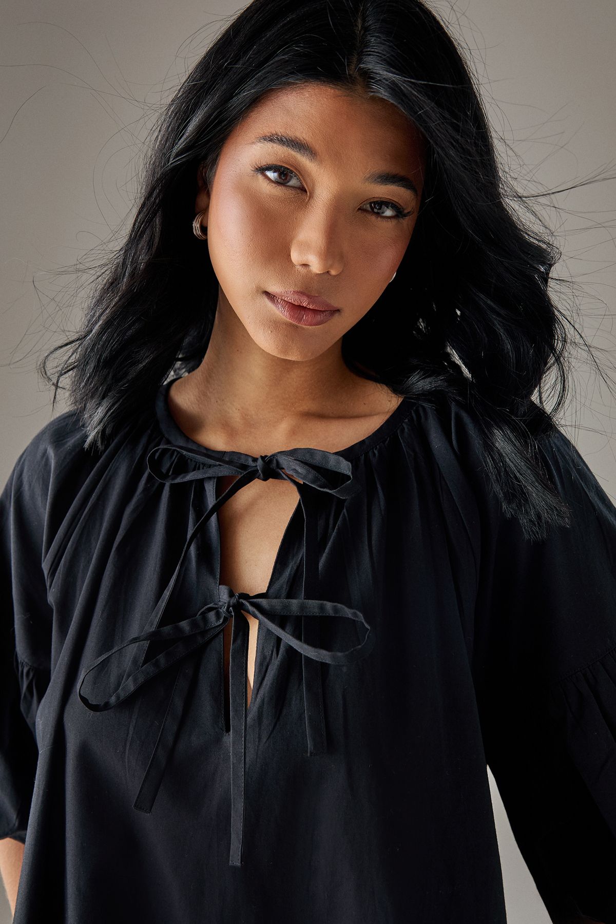 Warehouse Cotton Tie Front Mini Smock Dress Black image 4