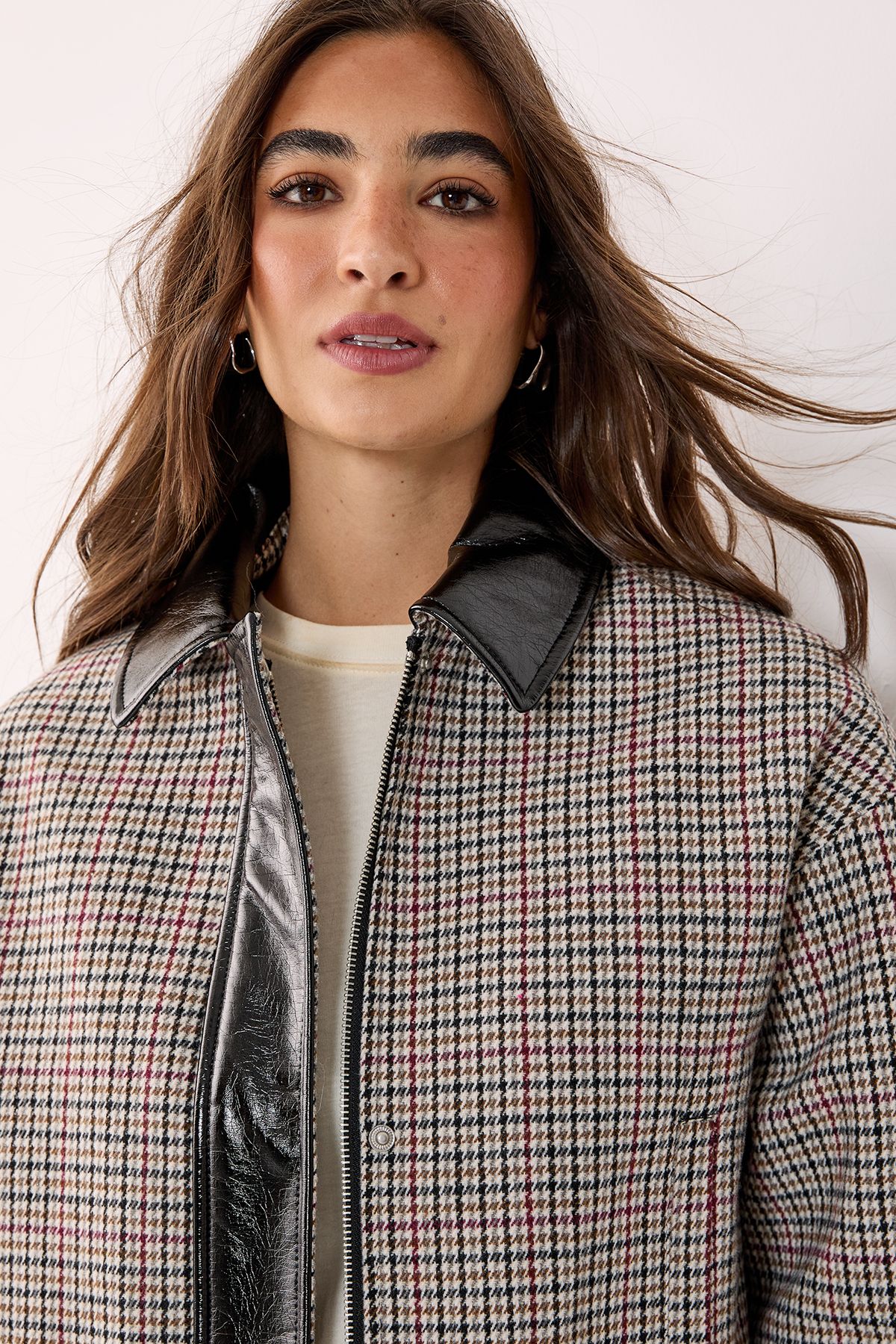 NastyGal Vinyl Collar Cropped Checked Jacket Brown image 4
