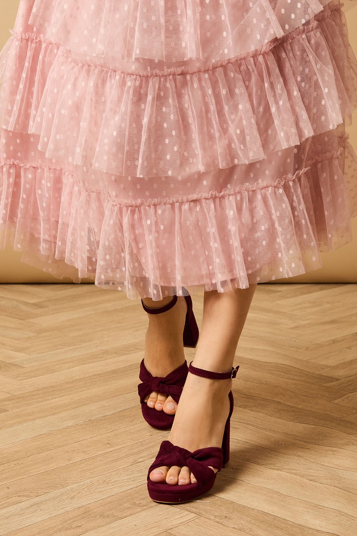 Oasis Narina Faux Suede Knotted Platform High Block Heel Sandals Burgundy image 3