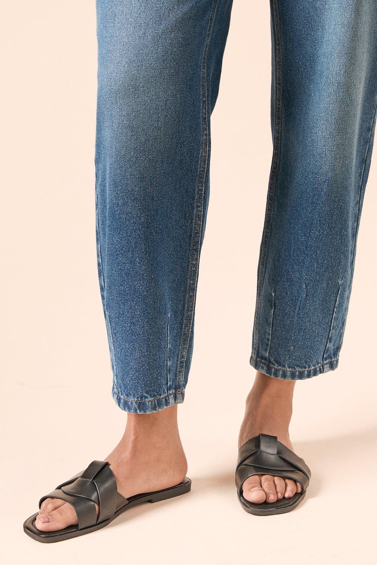 Dorothy Perkins Felicity Faux Leather Sliders Black image 2