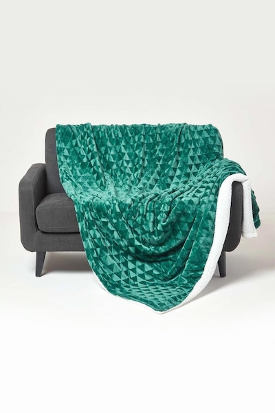 Homescapes Geometric Triangle Velvet Throw