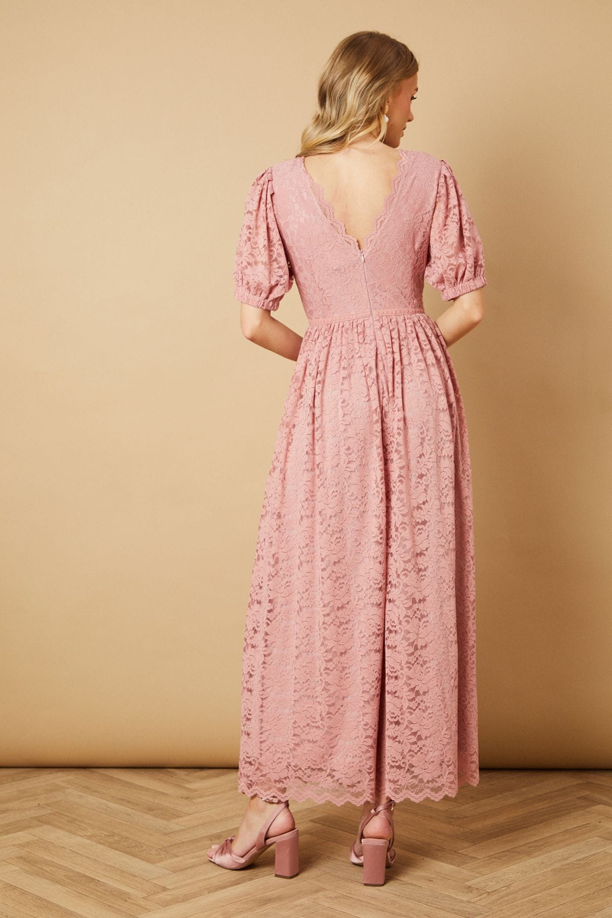 Oasis Lace Puff Sleeve V Neck Midaxi Dress Dusty Pink image 4