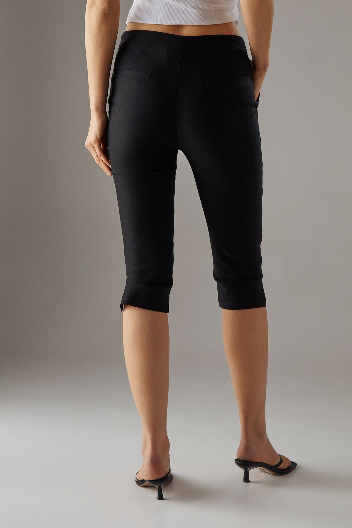 Warehouse Capri Trousers Black image 4