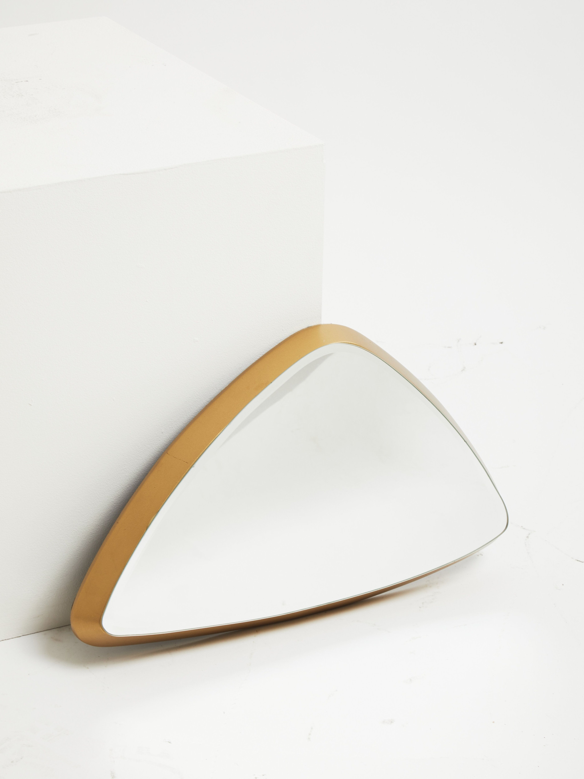 Orsina Contemporary Small Wall Mirror, Geometric Design Small Mirror, Sturdy Lounge Mirror for Hallway, Home image 4