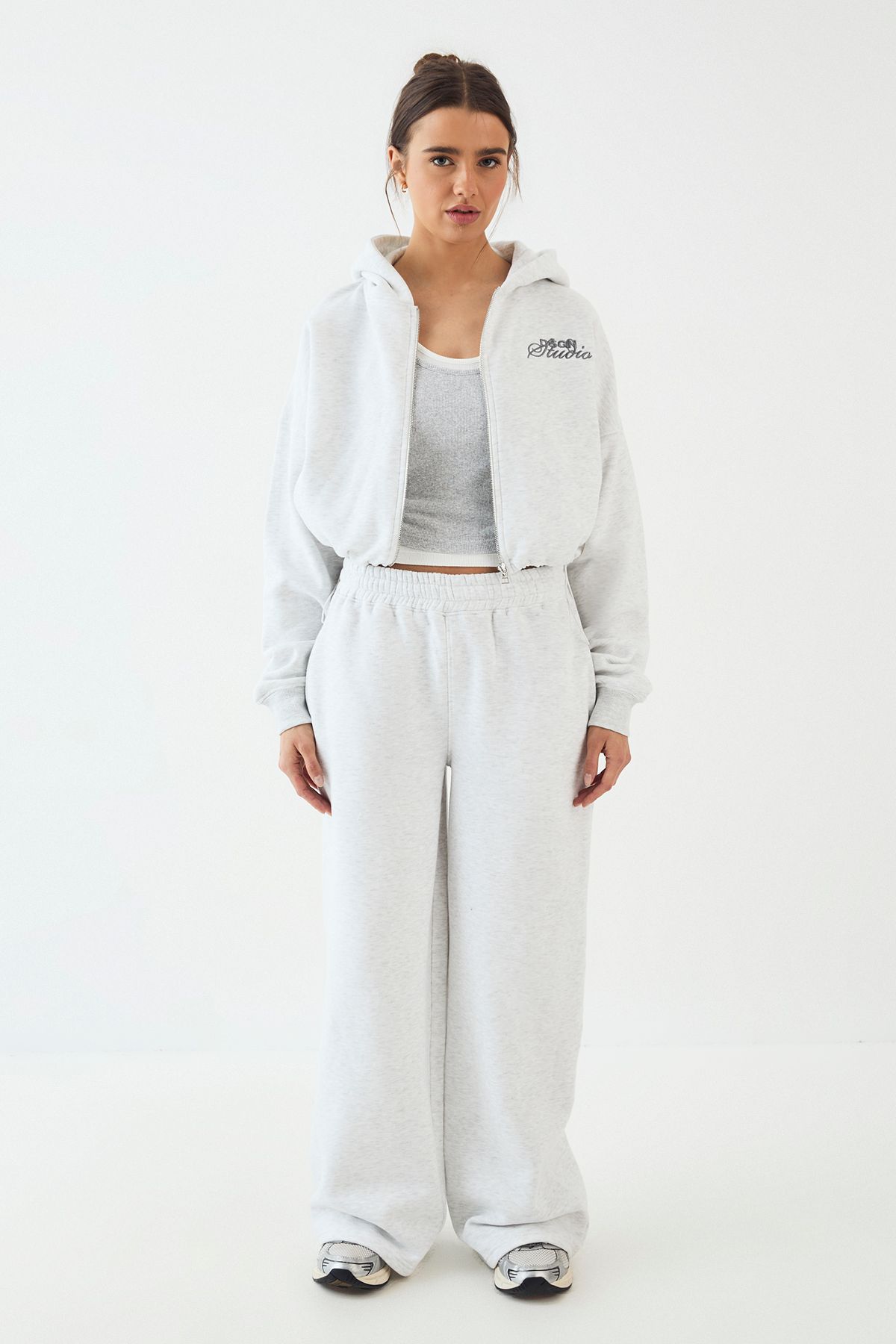 DSGN Studio DSGN Studio Towelling Applique Boxy Zip Through Hoodie Ash Grey image 5