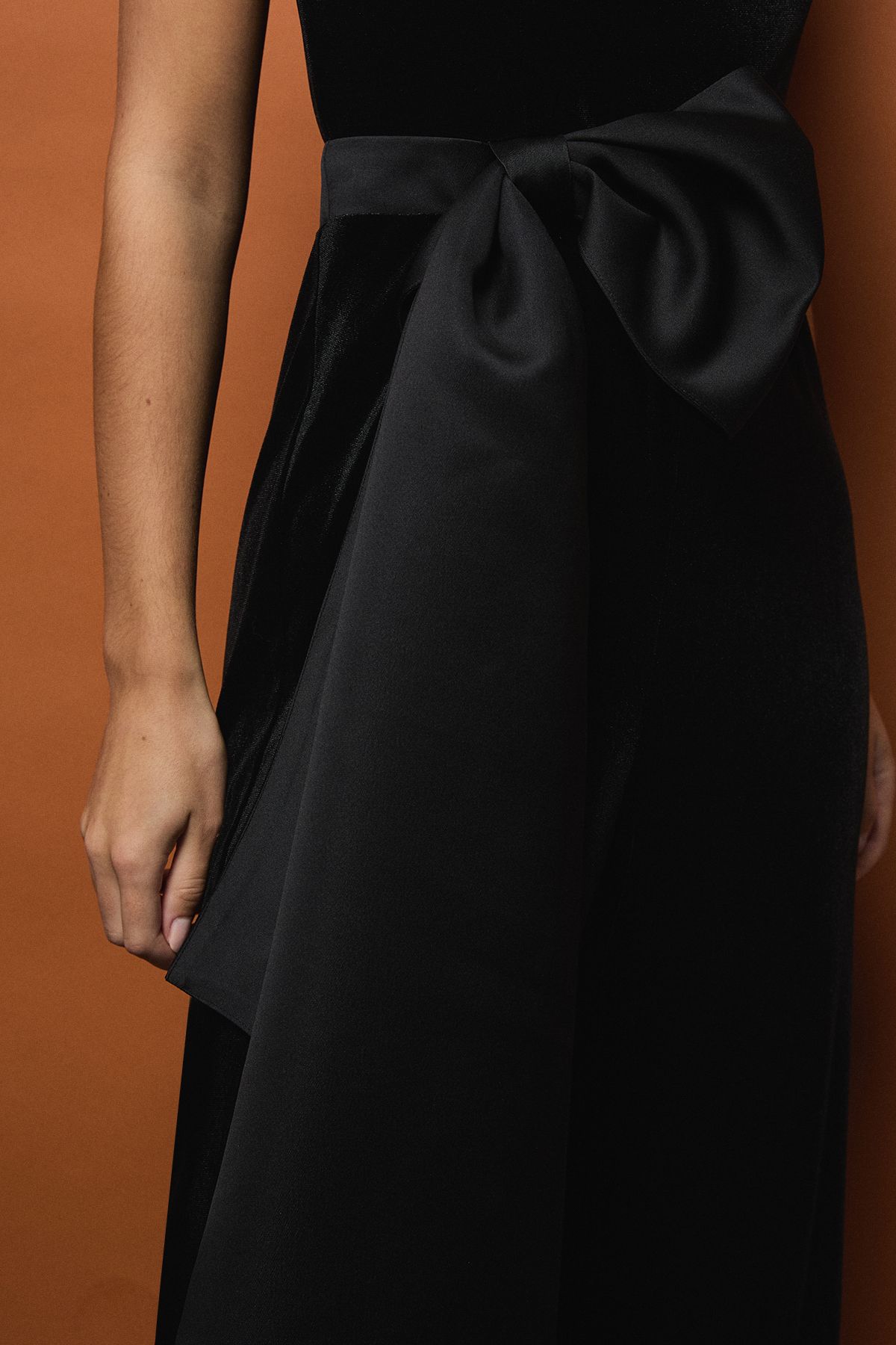 Coast Structured Velvet Bow Detail Jumpsuit Black image 4