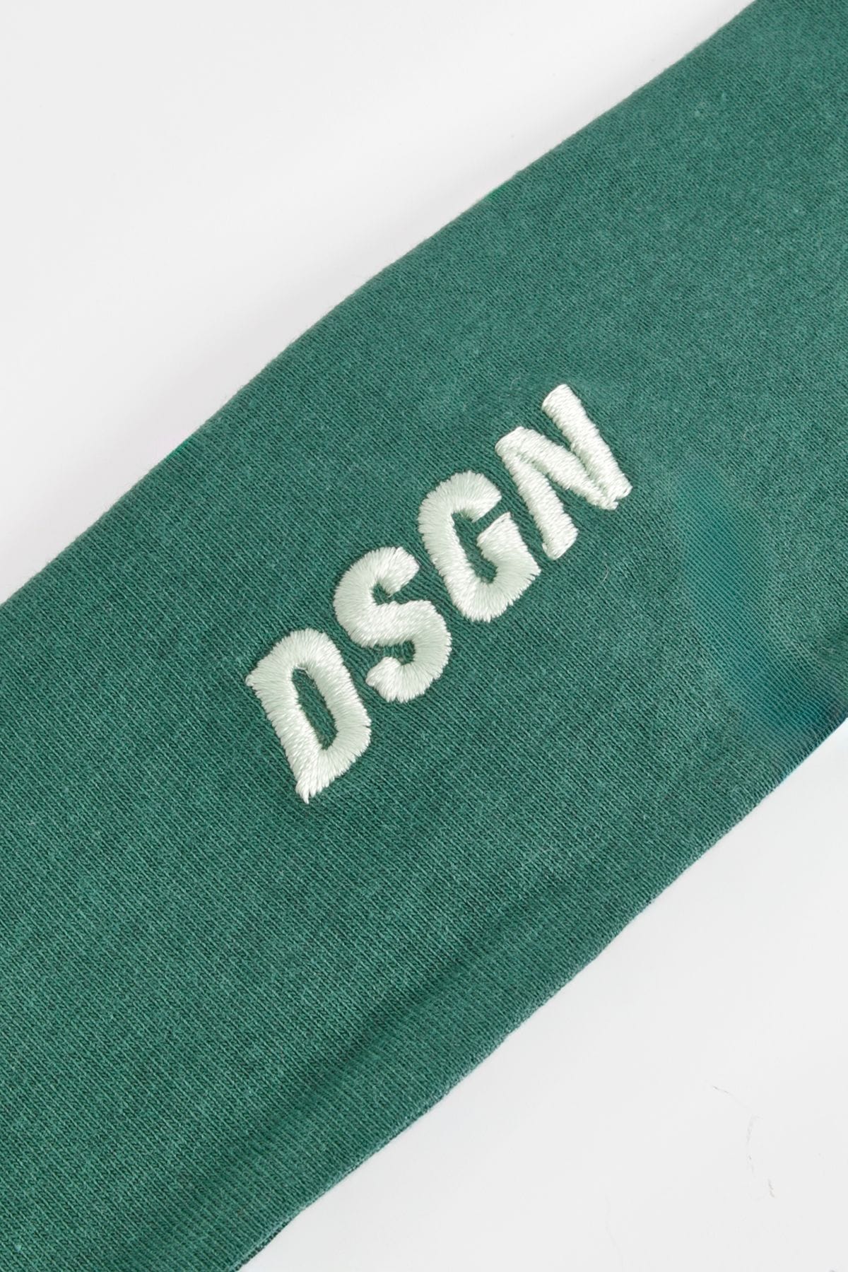 DSGN Studio DSGN Studio Sport Embroidered Headband Green image 3