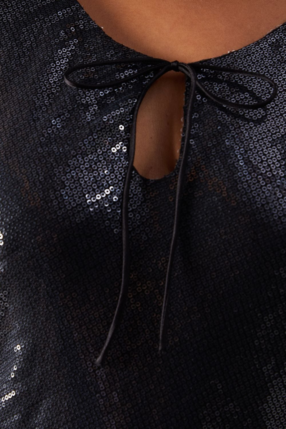 Warehouse Sequin Keyhole Tie Front Midi Dress Black image 5