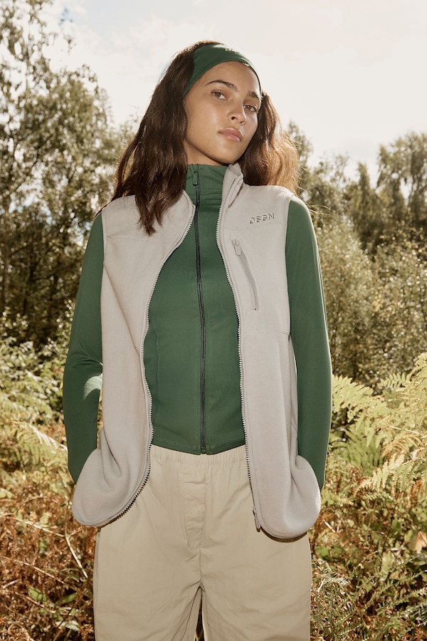 DSGN Studio DSGN Studio Sport Polar Fleece Pocket Detail Gilet Ice Grey