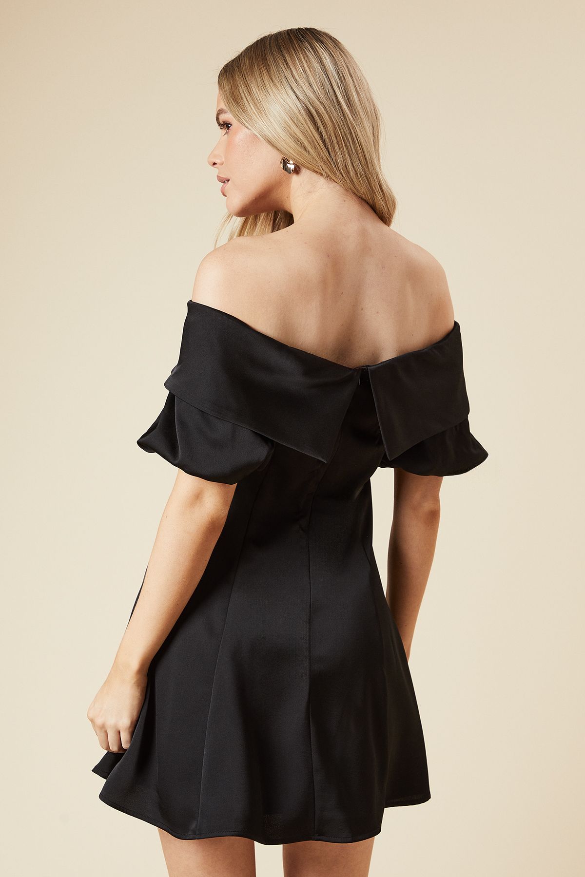 Dorothy Perkins DP Luxe Black Bardot Seamed Puff Sleeve Mini Dress Black image 3