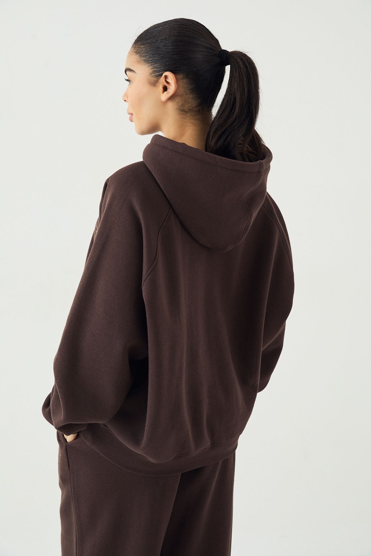 DSGN Studio DSGN Studio Sport Training Club Oversized Hoodie Coffee Bean image 2