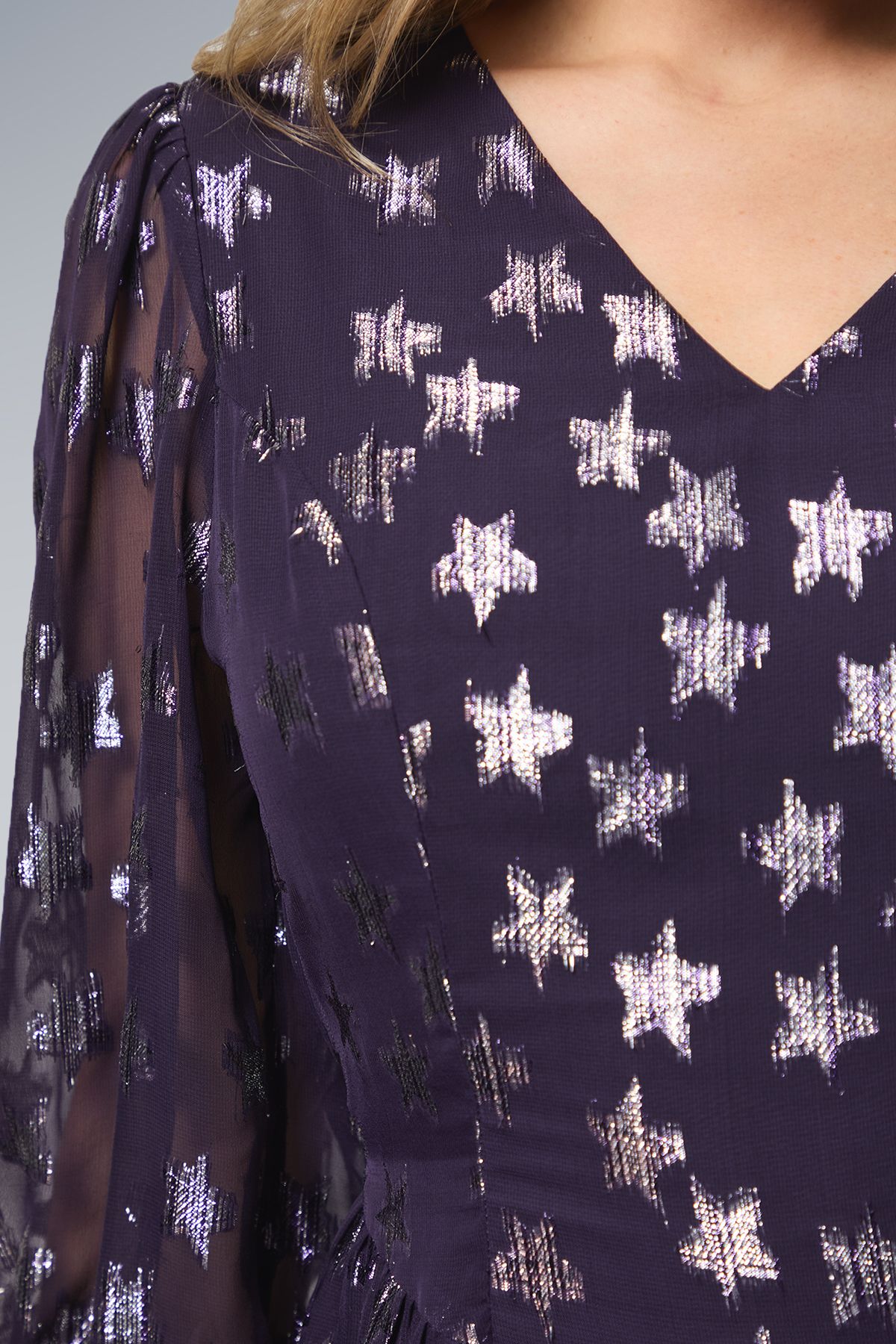 Dorothy Perkins DP Luxe Star Jacquard V Neck Blouson Sleeve Midi Dress Purple image 5