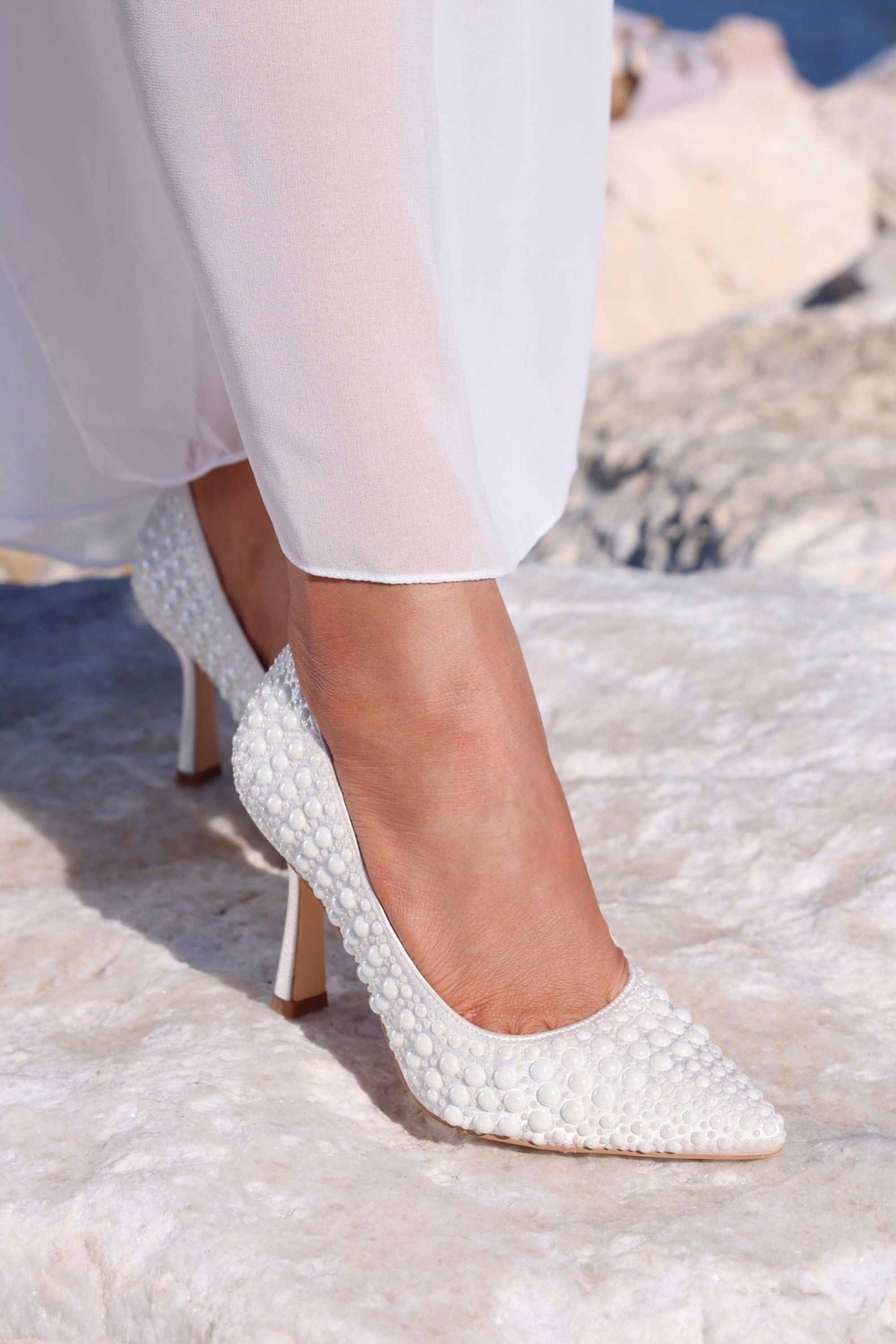 Linzi Dreaming Bridal Ivory Hot Fix Pearl Court Heels image 7