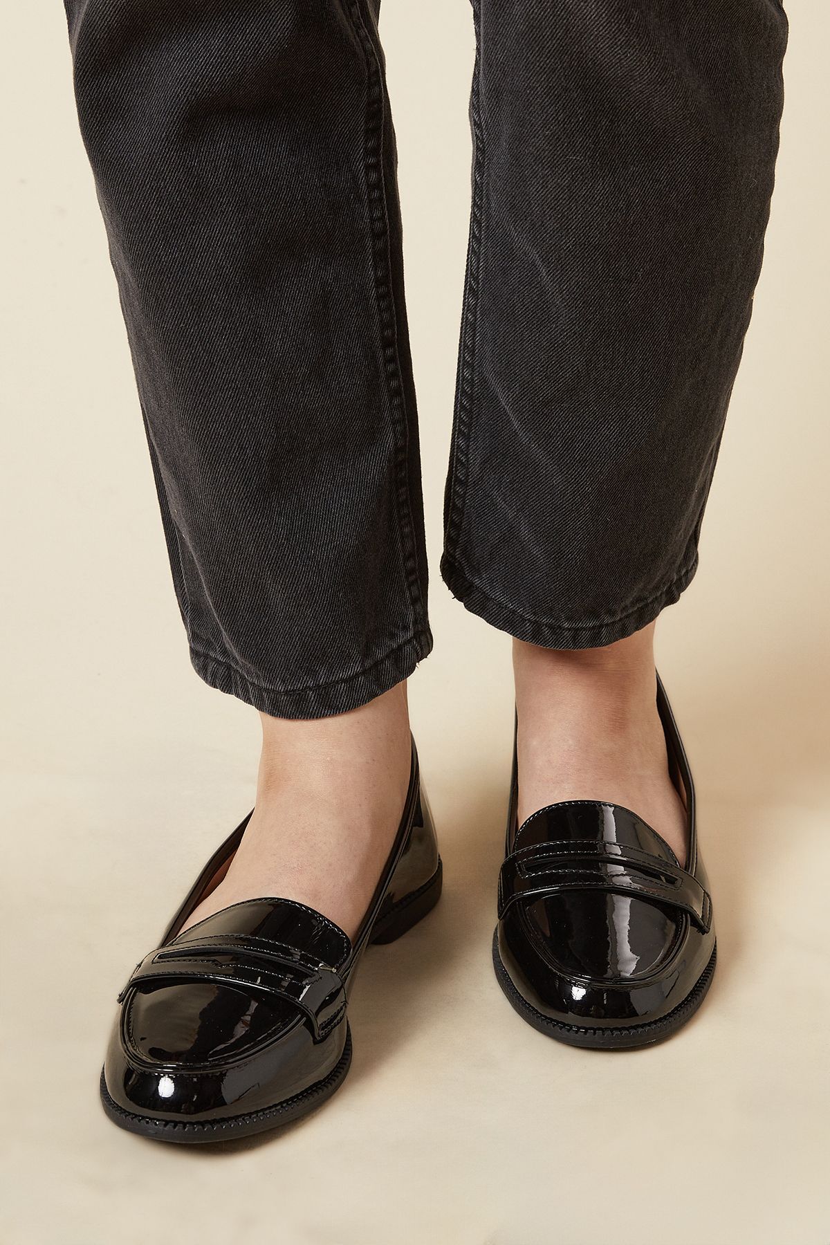Dorothy Perkins Wide Fit Lara Penny Loafers True Black image 2