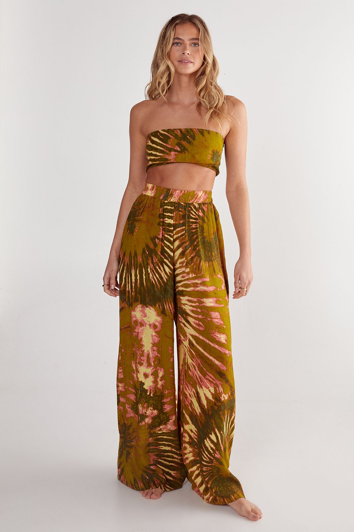 NastyGal Crinkle Viscose Tie Dye Bandeau, Pants, Kimono 3pc Set Khaki image 2