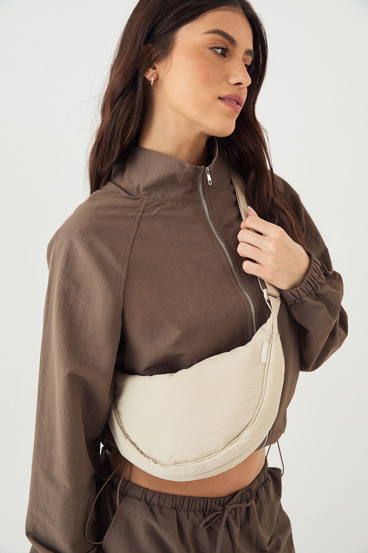 DSGN Studio DSGN Studio Nylon Cross Body Bag Cream