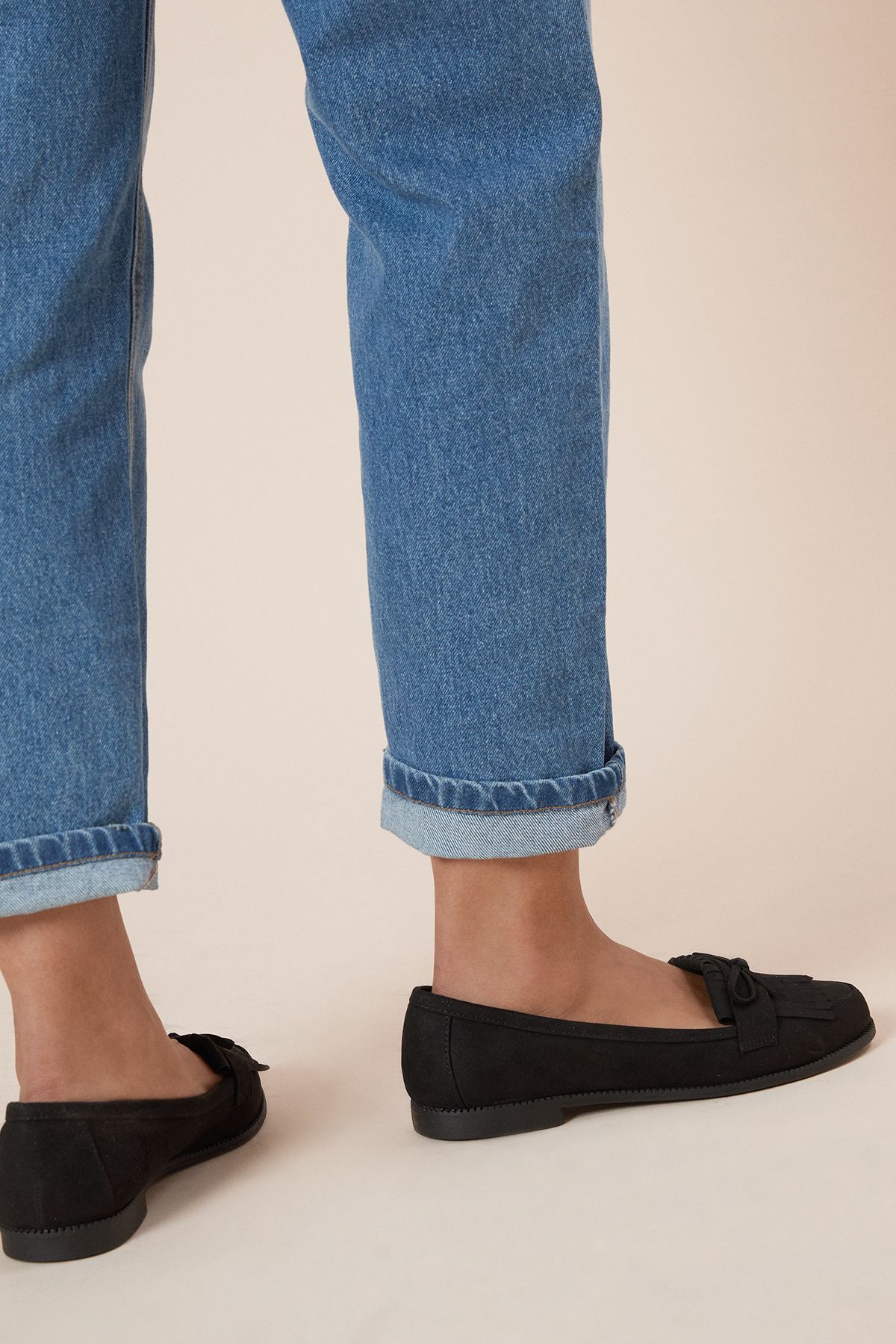 Dorothy Perkins Wide Fit Loretta Tassel Loafers Natural Black image 2