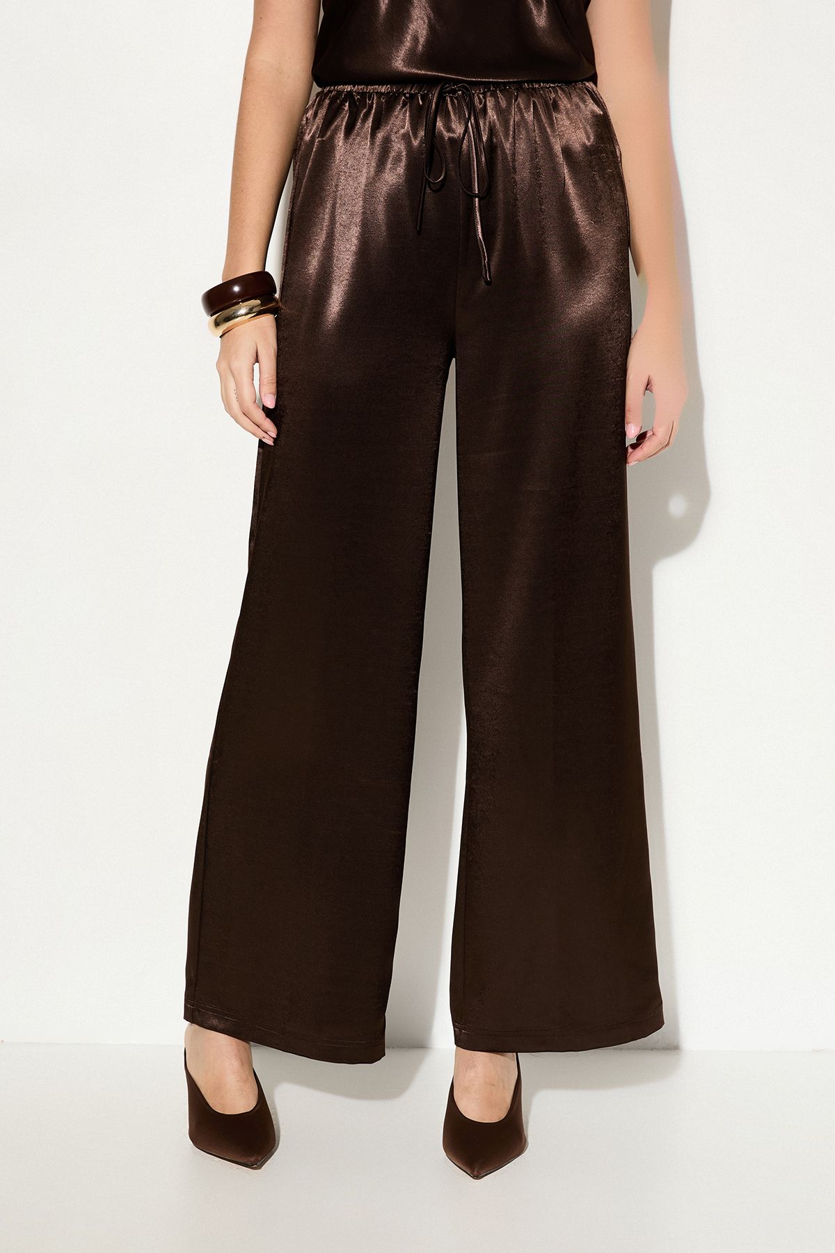 MissPap Textured Satin Fluid Trouser Chocolate image 2