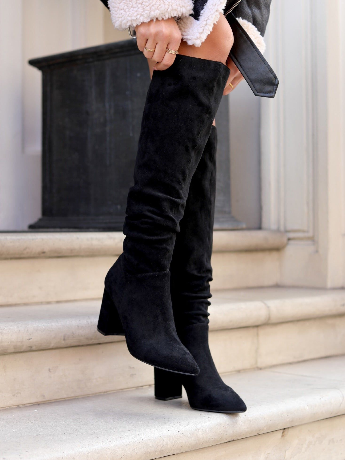 Linzi Bonnie Black Suede Block Heel Knee High Ruched Boot image 2